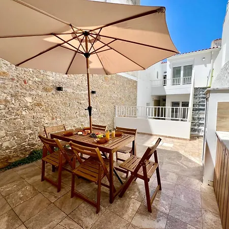 Tatil Evi Cor De Mar • Patio • 2 Quartos • Centro Historico Peniche